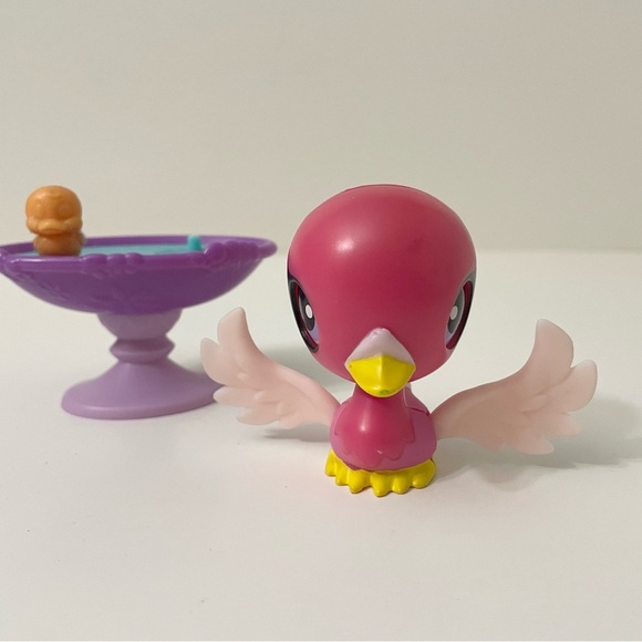 Hasbro Littlest Pet Shop Swan Magic Motion Splashin Swan Bath LPS - Picture 6 of 10